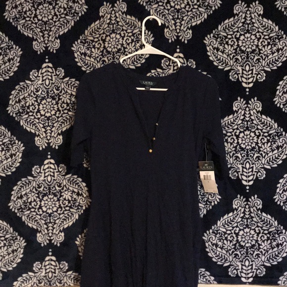 Dress - Picture 1 of 1